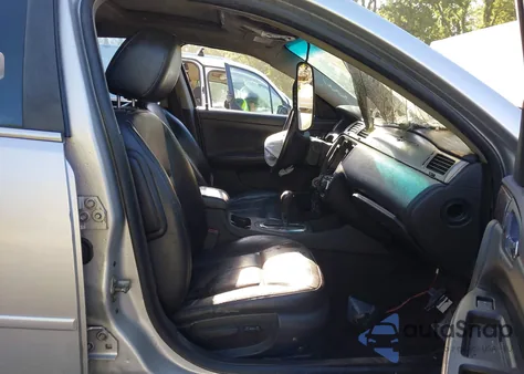 2014 Chevrolet Impala Limited Ltz z USA, uszkodzony, nr VIN 2G1WC5E3XE1183476